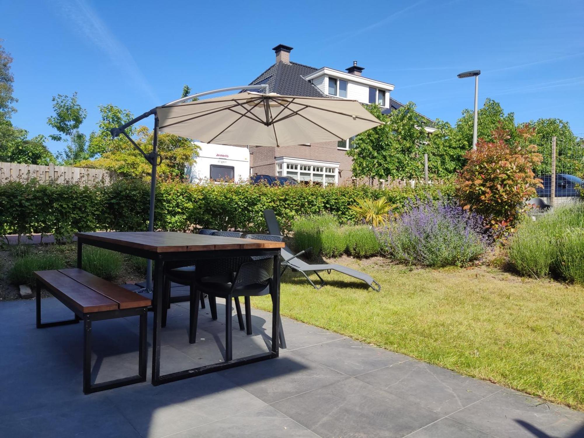 Cornfield Apartment